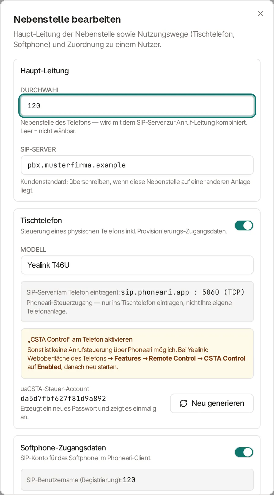 Dialog „Nebenstelle bearbeiten". Ganz oben der Abschnitt Haupt-Leitung mit dem Feld Durchwahl (Wert 120, markiert) und dem Feld SIP-Server (pbx.musterfirma.example). Darunter beginnen die Abschnitte Tischtelefon und Softphone-Zugangsdaten, beide eingeschaltet.